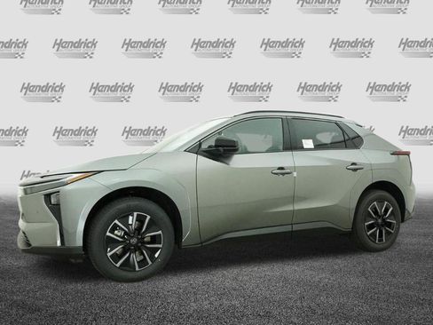 Used 2026 Toyota bZ FWD image 19