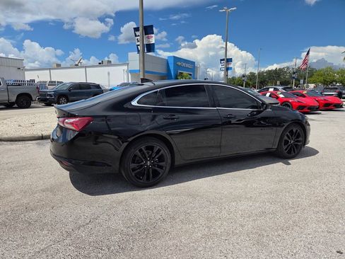 Used 2021 Chevrolet Malibu LT w/ Midnight Edition FWD image 14