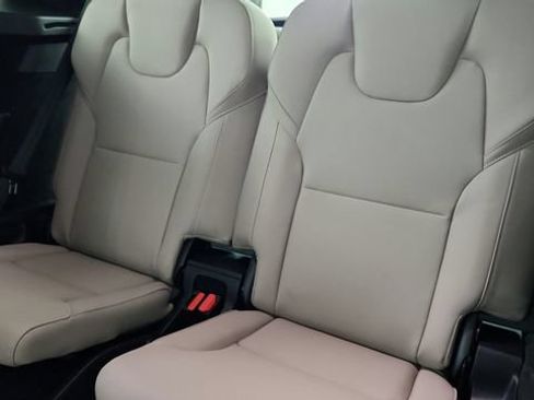 Certified 2026 Volvo XC90 B6 Plus w/ Protection Package Premier AWD/4WD image 34