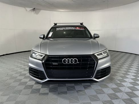 Used 2019 Audi Q5 Prestige w/ Premium Plus Package AWD/4WD image 3
