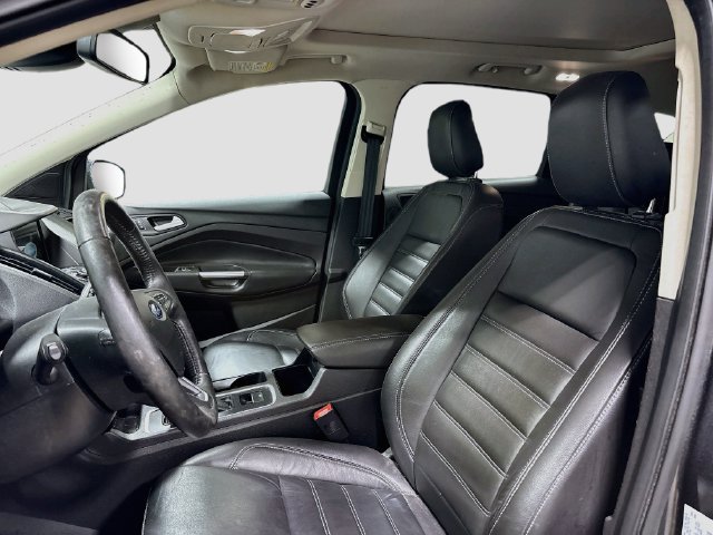 Used 2019 Ford Escape Titanium AWD/4WD image 17