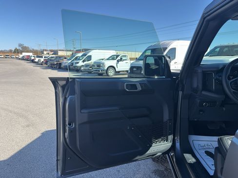 New 2025 Ford Bronco Big Bend w/ Black Diamond Package AWD/4WD image 16