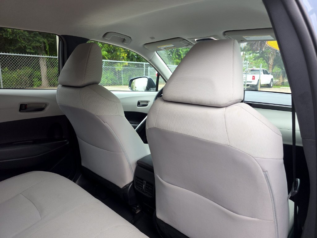 Certified 2022 Toyota Corolla Cross LE FWD image 16