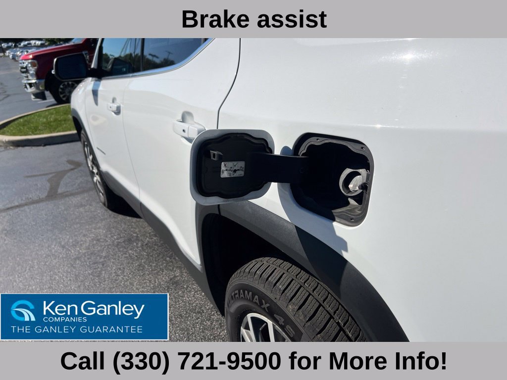 Used 2022 GMC Acadia SLE w/ Driver Convenience Package FWD image 46