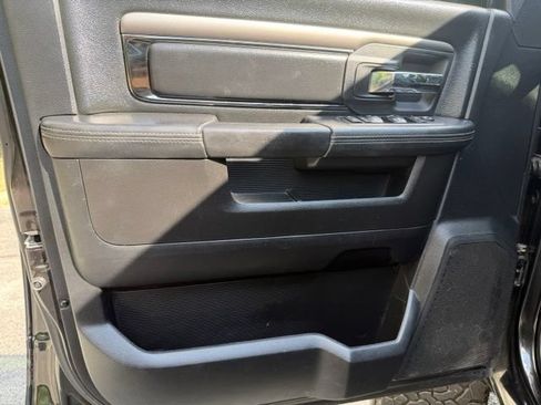Used 2018 RAM 2500 Big Horn w/ Sport Appearance Group AWD/4WD image 16