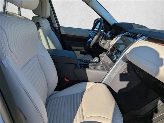 Used 2024 Land Rover Discovery S AWD/4WD image 29