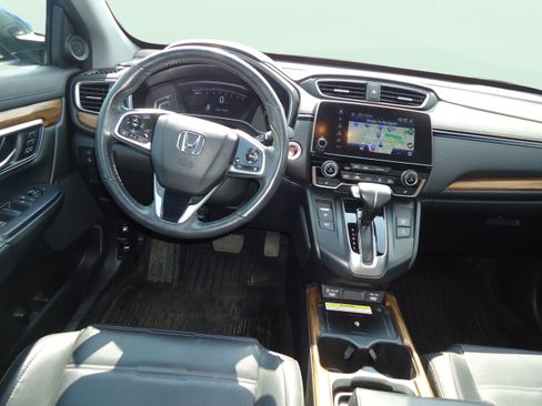 Used 2020 Honda CR-V Touring image 12
