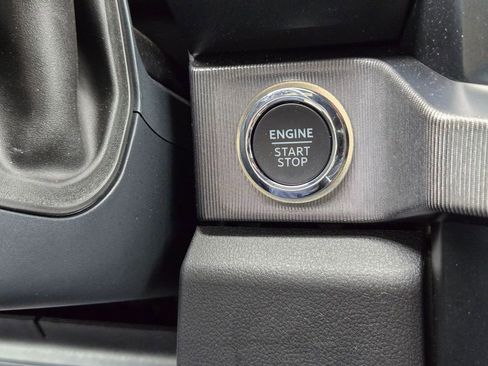 Used 2024 Ford F250 Platinum image 25