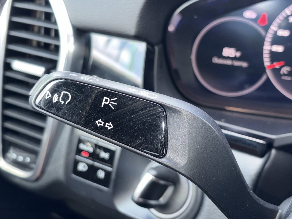 Used 2020 Porsche Cayenne AWD/4WD image 8