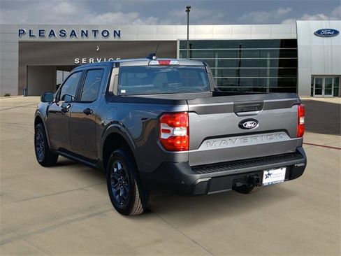 New 2025 Ford Maverick XLT image 3