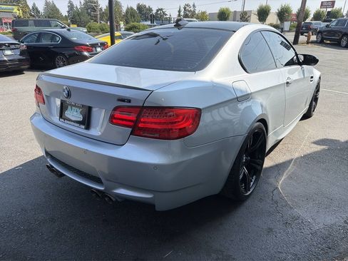 Used 2011 BMW M3 Coupe RWD image 8
