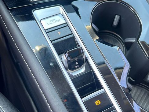 Certified 2025 Volkswagen Atlas SE w/ Panoramic Sunroof Package image 20