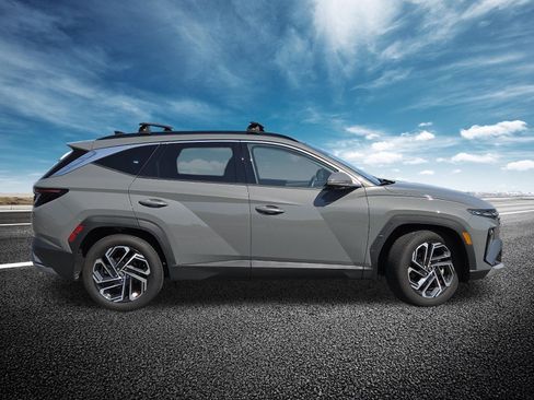 Used 2025 Hyundai Tucson Limited image 26