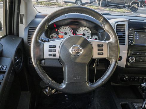 Used 2015 Nissan Xterra PRO-4X image 18