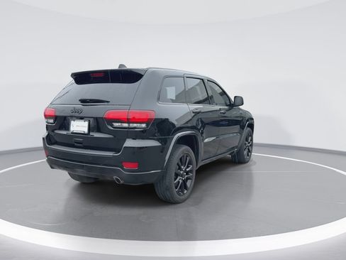 Used 2020 Jeep Grand Cherokee Altitude AWD/4WD image 8