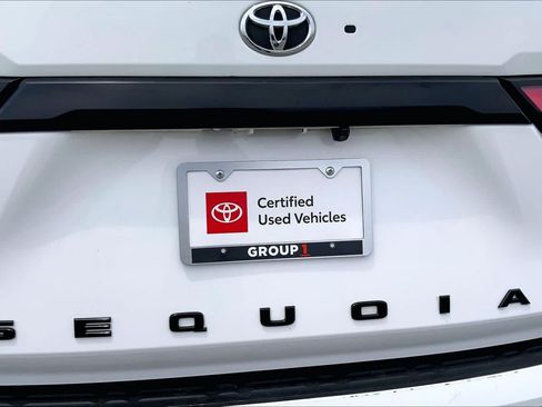 Certified 2025 Toyota Sequoia SR5 AWD/4WD image 10