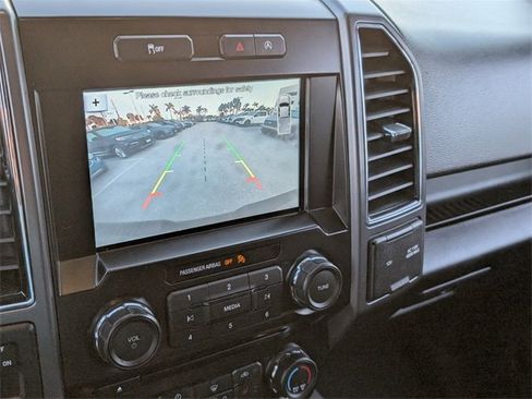 Used 2018 Ford F150 XLT w/ Equipment Group 302A Luxury image 20