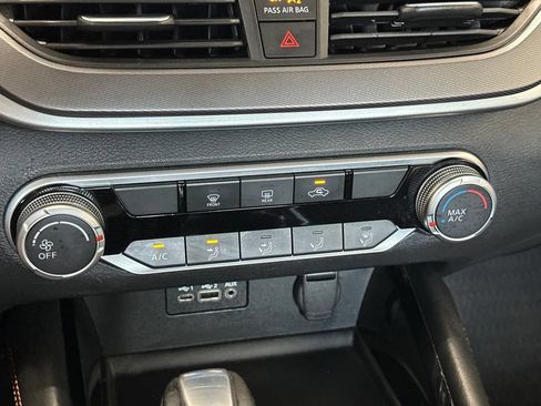 Used 2024 Nissan Altima 2.5 SR FWD image 45