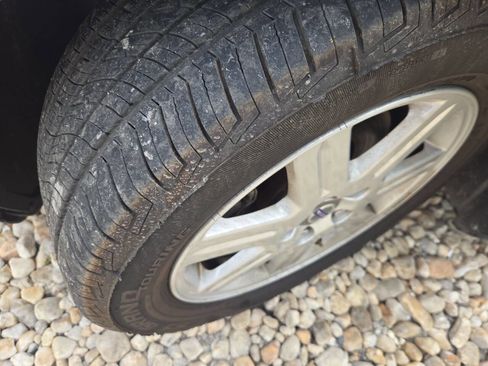 Used 2007 Volvo V50 2.4i image 10