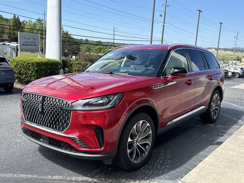 New 2025 Lincoln Aviator AWD w/ Equipment Group 101A image 4
