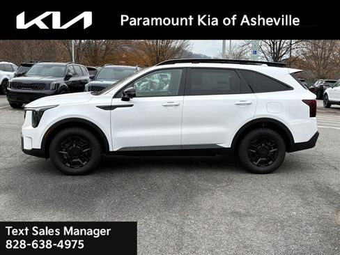 Used 2025 Kia Sorento SX Prestige image 3