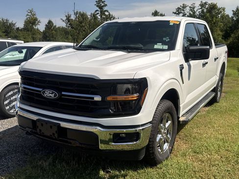 Used 2025 Ford F150 XLT w/ Equipment Group 301A Standard AWD/4WD image 2