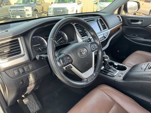 Used 2018 Toyota Highlander Limited image 70