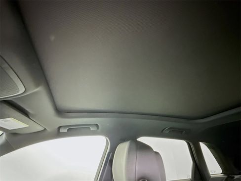 Used 2020 Audi Q3 2.0T Premium Plus image 23