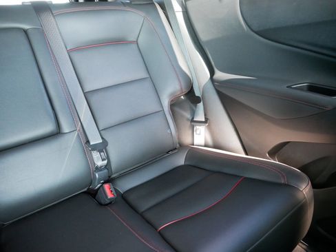 Used 2022 Chevrolet Equinox RS w/ RS Leather Package image 14