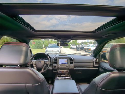 Used 2021 Ford Expedition Max Limited AWD/4WD image 13