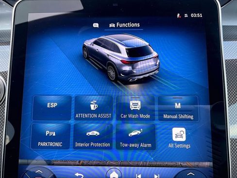Used 2026 Mercedes-Benz GLC 300 image 24