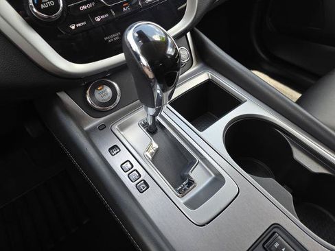 Certified 2022 Nissan Murano SV FWD image 23