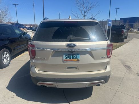 Used 2017 Ford Explorer Limited w/ Equipment Group 301A image 7