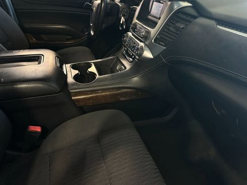 Used 2015 Chevrolet Tahoe LS RWD image 18