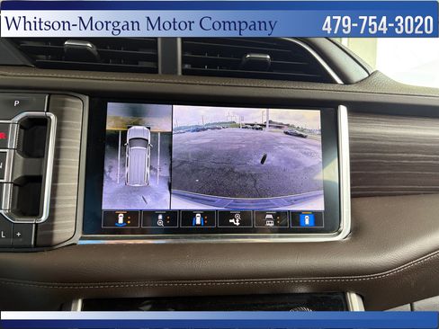 Used 2021 GMC Yukon Denali w/ Denali Premium Package AWD/4WD image 30