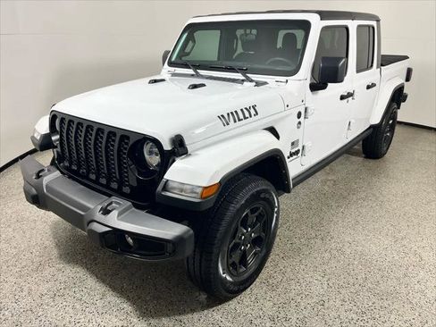 Certified 2023 Jeep Gladiator Sport AWD/4WD image 1