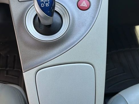 Used 2014 Toyota Prius Four w/ Solar Roof Package FWD image 38