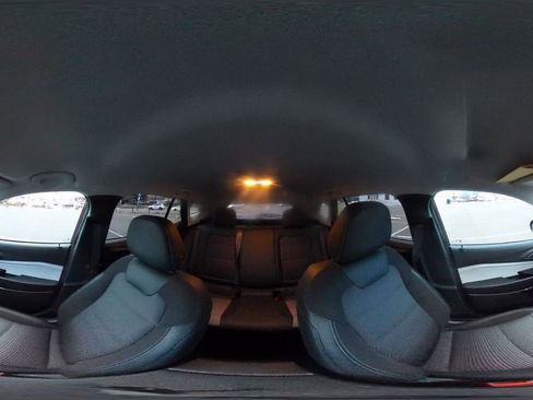 Used 2025 Chevrolet Trax LT image 41