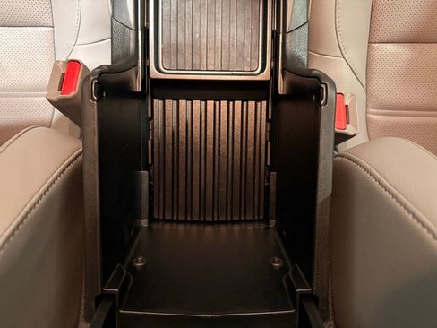 Used 2021 Honda CR-V EX-L image 26