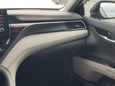 Used 2023 Toyota Camry SE image 26