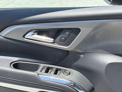 New 2026 Chevrolet Traverse LT w/ Sun and Wheel Package FWD image 15