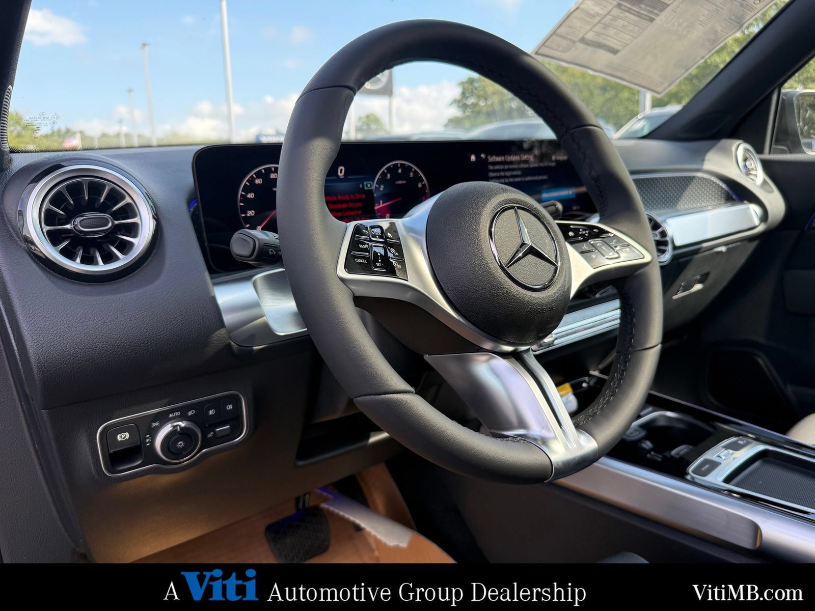 New 2026 Mercedes-Benz GLB 250 4MATIC image 11