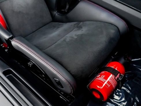 Used 2022 Porsche 911 GT3 RWD image 32