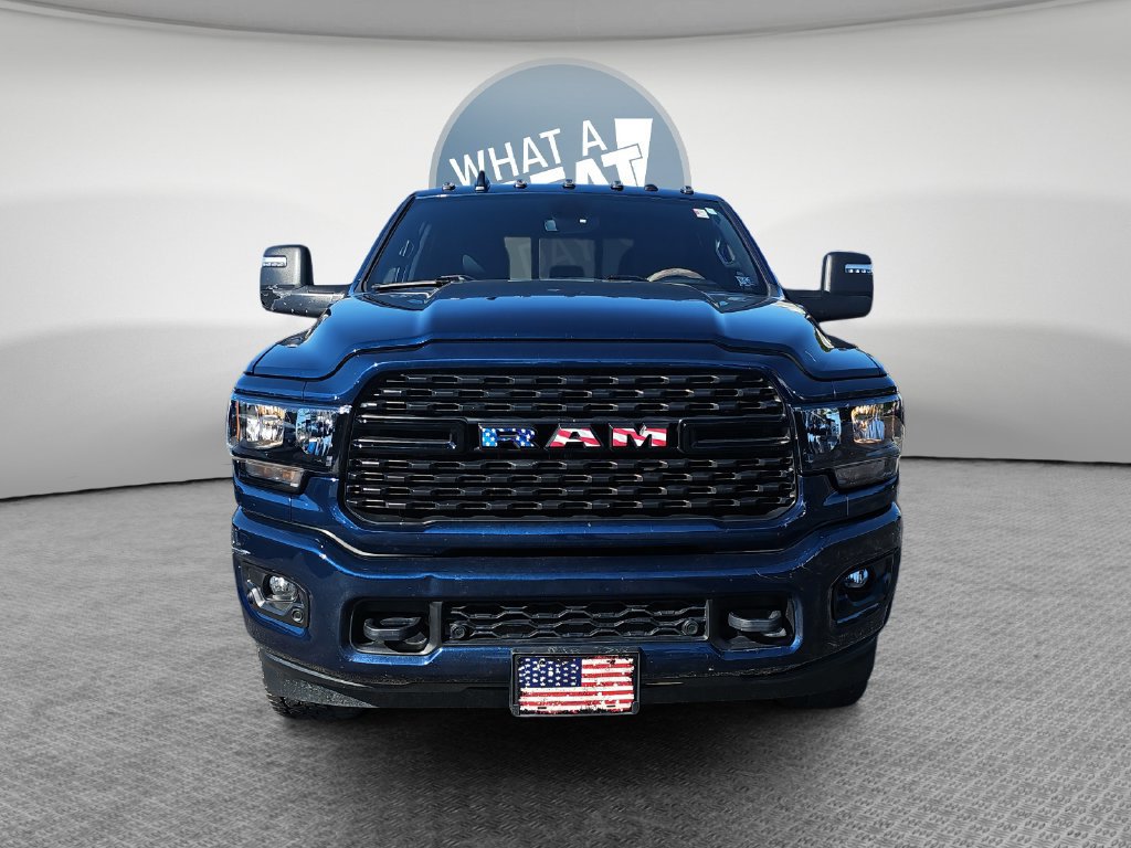 Used 2024 RAM 2500 Big Horn w/ Night Edition AWD/4WD image 9