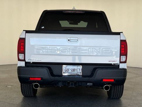Used 2025 Honda Ridgeline Sport image 5
