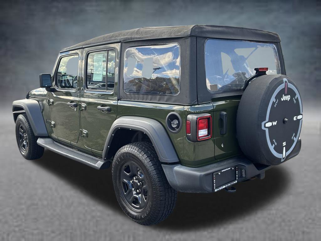Used 2022 Jeep Wrangler Unlimited Sport AWD/4WD image 3
