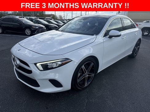 Used 2020 Mercedes-Benz A 220 w/ Premium Package image 33