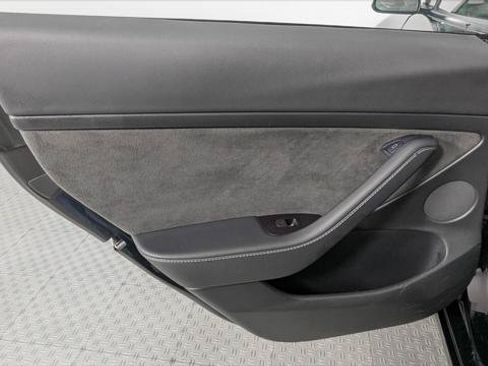 Used 2022 Tesla Model 3 Long Range AWD/4WD image 14