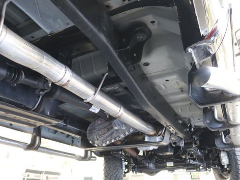 Used 2001 Ford F250 XLT image 24