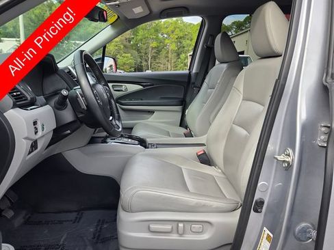 Used 2016 Honda Pilot Touring image 9